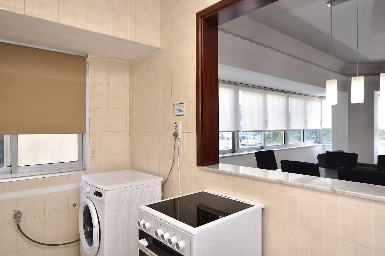 Bright And Spacious 2 Bedroom Apartment With Harbour View - 3 Msida 0*,  Malta